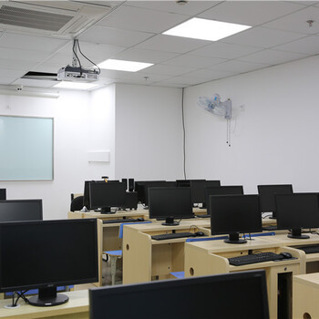 上海軟件開(kāi)發(fā)培訓(xùn) 打造軟件工程師、Java與大數(shù)據(jù)專(zhuān)業(yè)人才